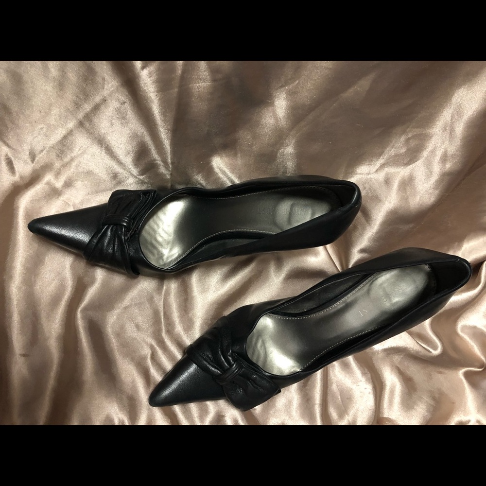 Pointy Nine West Heels